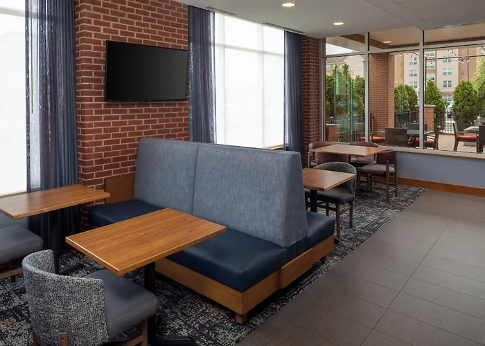 Hyatt Place Chicago Midway Airport